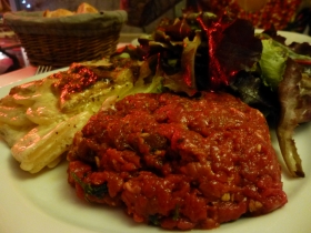 Smashing steak tartare Bangkok-style, Grenoble in France