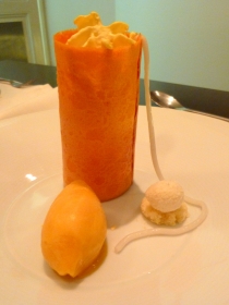 Mango tower, super dramatic dessert