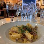 Rigatone con fungi